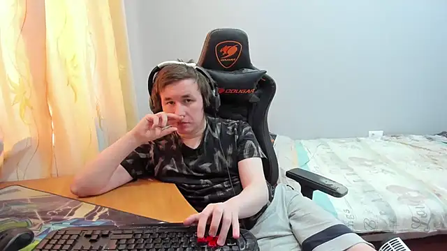 iliaskrislove webcam