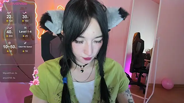 AliceeinWonderlanddd webcam