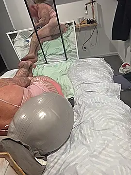 Preview of handsolo_porn