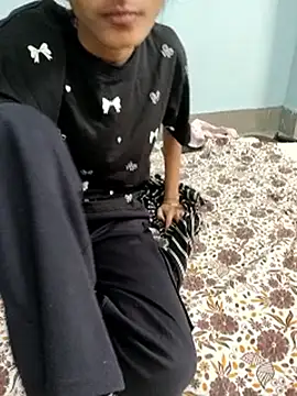 lesbians_no1 - Lesbians_NO1's free webcam - UK Sex Cams