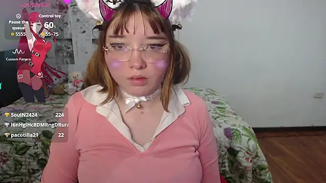 Cherrybloom692 webcam