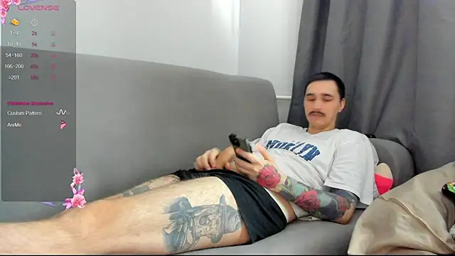 The_school_neighbor webcam