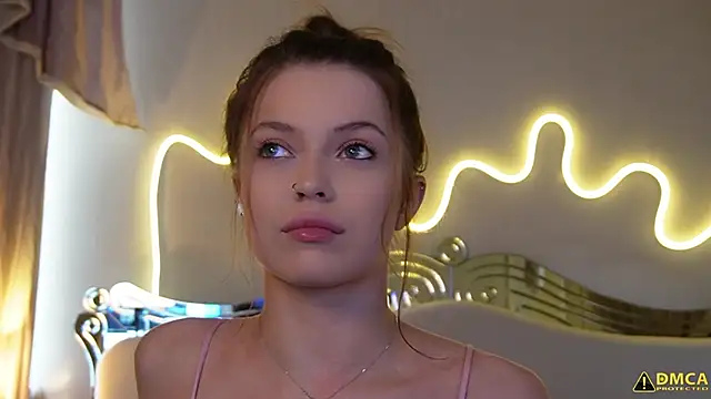 kellypeachcake webcam