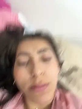 shalom_shalomm webcam