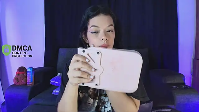 yungelitamor_ webcam