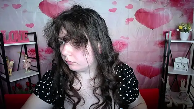 NeonilaLisova webcam