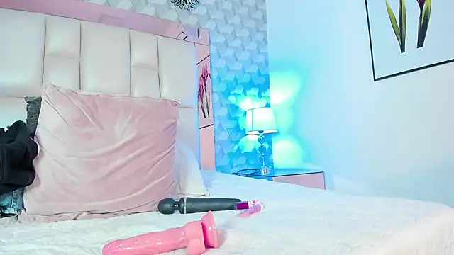 Priscila_Bell webcam