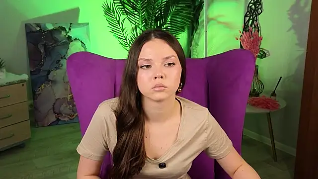 ThomasineVirostko webcam