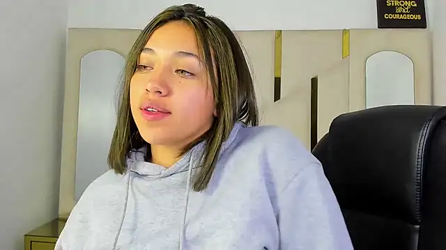 IsabellRodriguez18 webcam