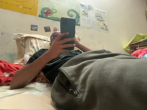 WhoreBoyIndian webcam