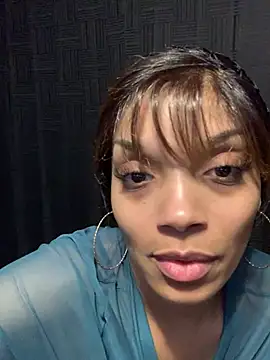 Rakiyahcharms webcam