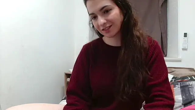 desirmiss1 (F young) - retire le pull