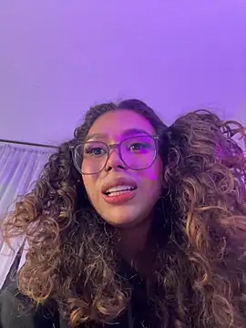 Samantha_Bernardo webcam