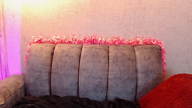 Valk_submissive webcam