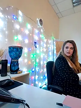 Juicy_PeachLux webcam