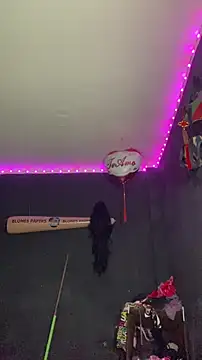 NikitaDragunXXX webcam