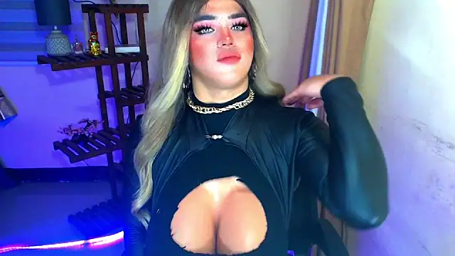 GoddessOFHUGEx webcam