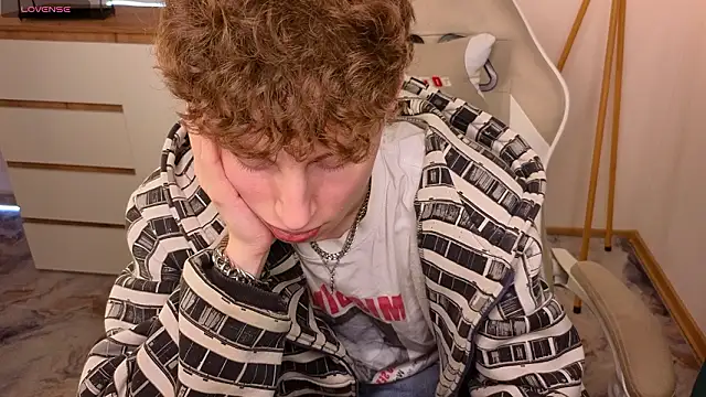 crisp1n (M young) - CUM