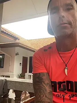 sexytony82 (Ask my age) - Mater se branler ejaculer mange sperm