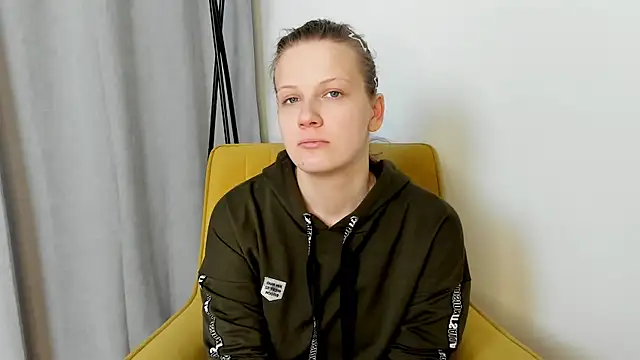 AprylSalisbury webcam