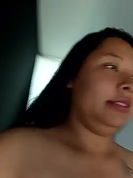 mikiecute_ - MikieCute_'s free webcam