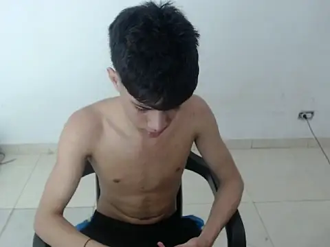twink_straight_ webcam