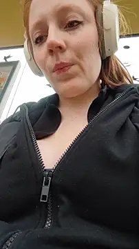 Webcam Model (FENIX_ZLA)  is live.Free join now!