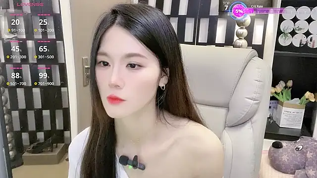 美女Yueyue-MM在线直播