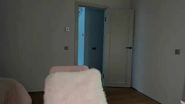 _cometoseeme_ webcam