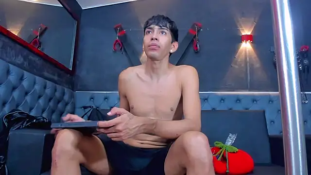 Daniel_Deluc77 webcam