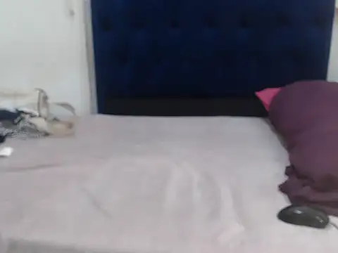 kinkysluttie_boo7 webcam