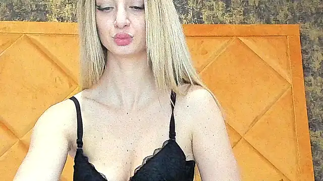 PatriciaStorm webcam