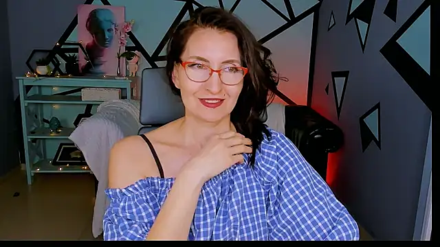 unaterra - UnaTerra's free webcam - UK Sex Cams