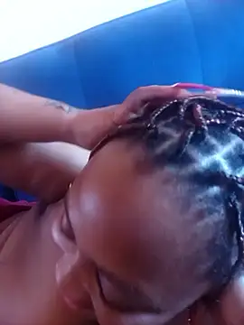 icebellacane313 - IceBellaCane313's free webcam - UK Sex Cams