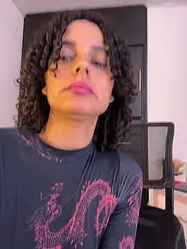 nala_omg - Nala_OMG's free webcam - UK Sex Cams