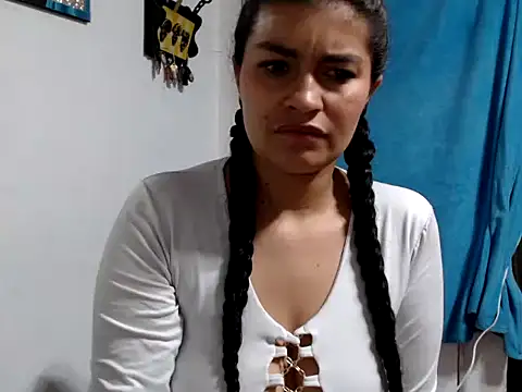 Scarlett_Hot69 webcam