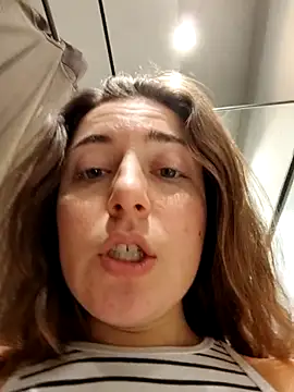 Webcam Model (kate_nicepops123777)  is live.Free join now!