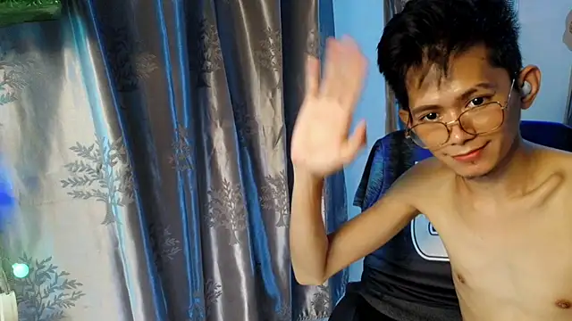 UrAsian_Playboy69 webcam