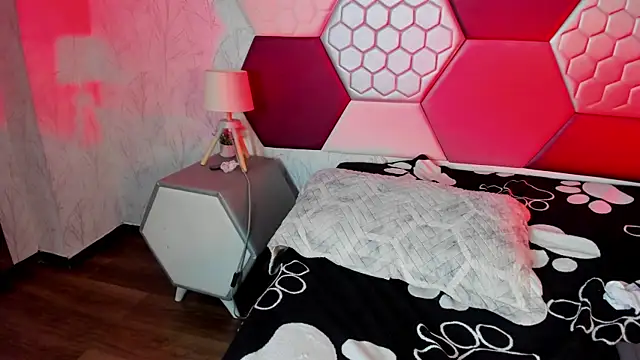 atenearouse - Atenearouse's free webcam - UK Sex Cams