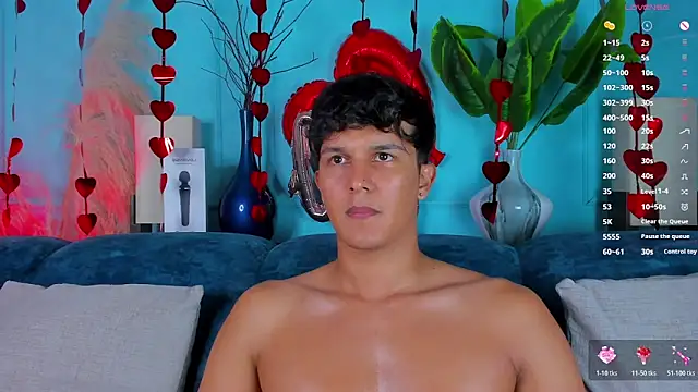 Leo_Savage_ webcam