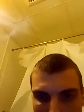 jizzyglizzy92 webcam