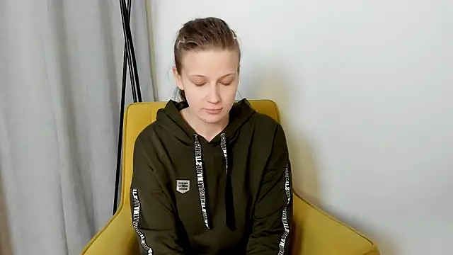 AprylSalisbury webcam