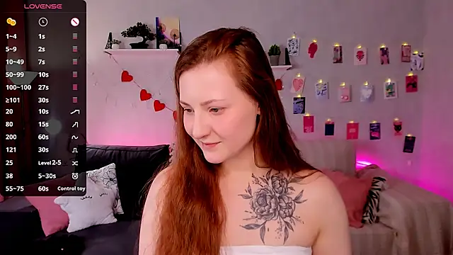 velvet_cherry_ webcam