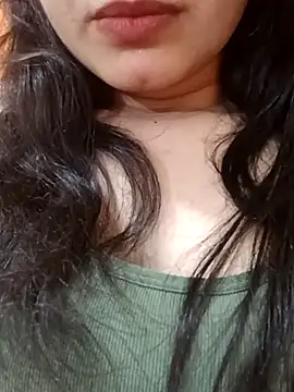 CuteSarikaLIVE webcam