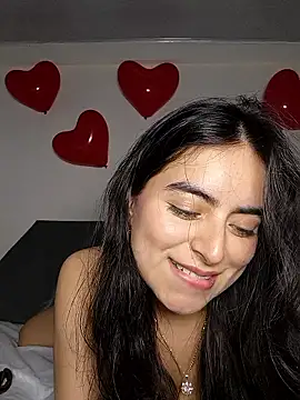 saasha_petit - Saasha_Petit's free webcam