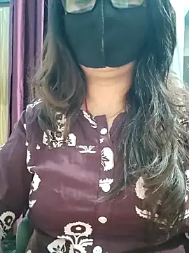 Aishwaryaa_69 webcam