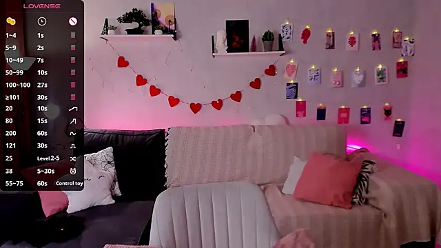 velvet_cherry_ webcam