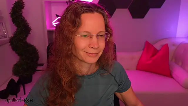AnnikaRose webcam