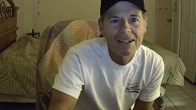 nakeedcowboi65 webcam