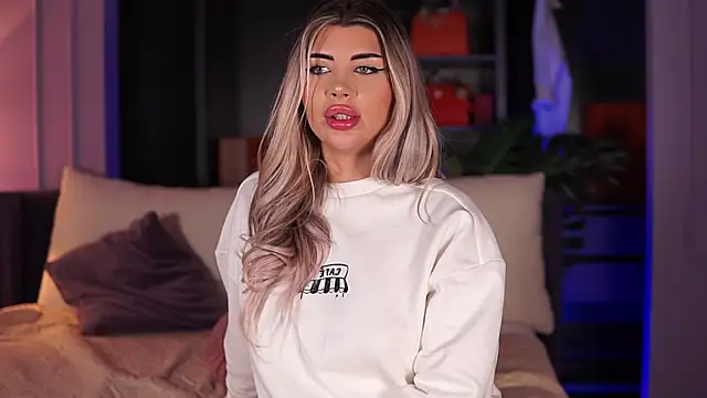 Monique_Celeste webcam